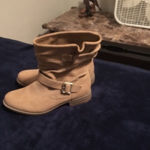 Sketchers ankle boots